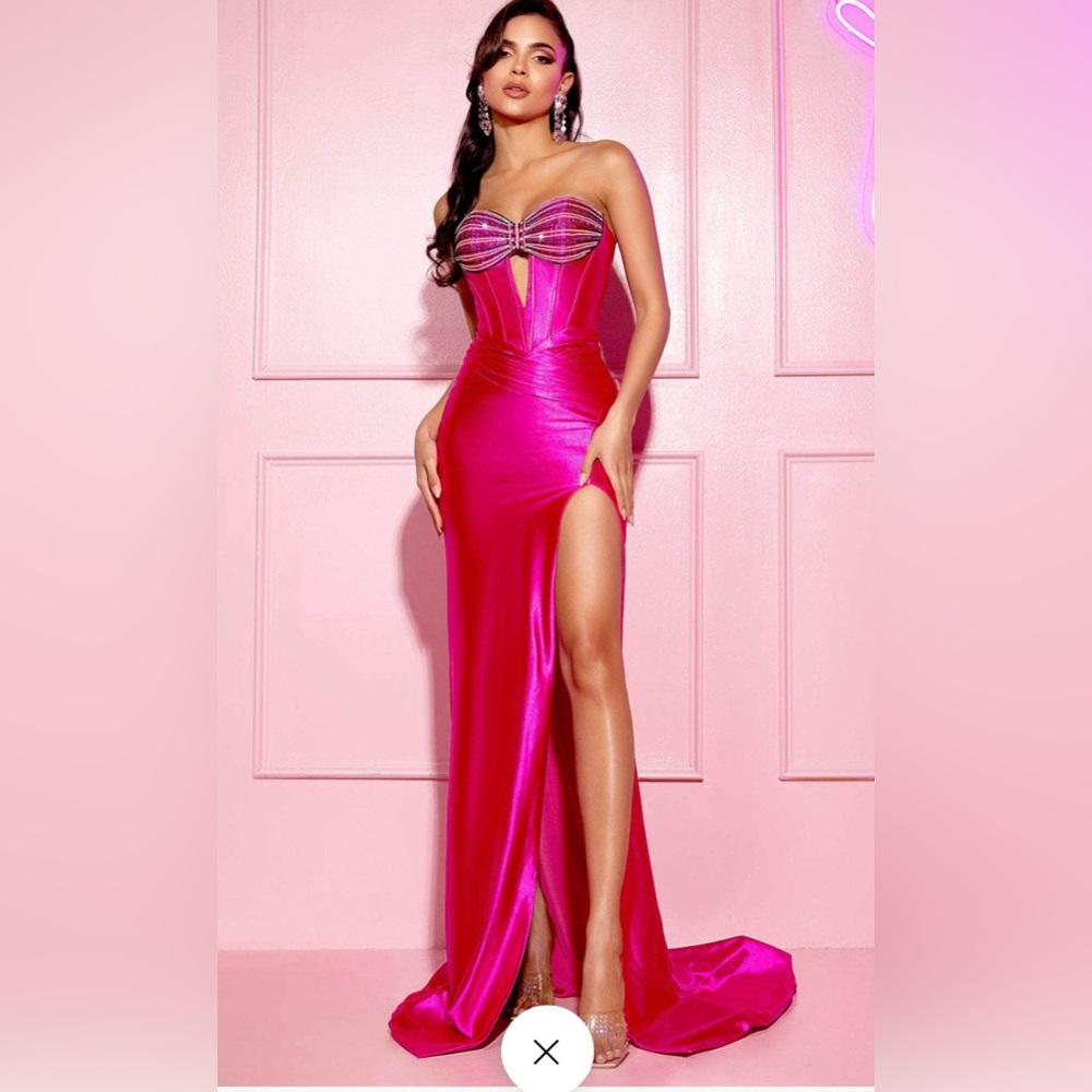 NWT Portia and Scarlett Strapless Pink Prom dress (PS 25153)